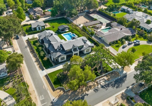 Luxury Neighborhoods: The Ultimate Guide to Celebrity Enclaves